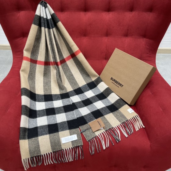 Burberry Reversible Check Fringed Cashmere Scarf 100% Cashmere