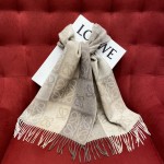 𝐋𝐎𝐄𝐖𝐄 Two-tone checkerboard scarf 90% wool 10% cashmere