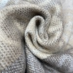 𝐋𝐎𝐄𝐖𝐄 Two-tone checkerboard scarf 90% wool 10% cashmere