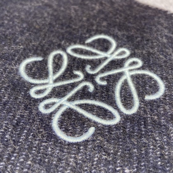 𝐋𝐎𝐄𝐖𝐄 Classic basic scarf for men and women 90% wool 10% cashmere