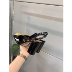 【Valentino】𝟐𝟎𝟐𝟏/𝐒𝐒 𝐧𝐞𝐰 VALENTINO 2022ss spring-summer new big studded high heelss still the classic studded collection