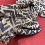 𝐅𝐞𝐧𝐝𝐢 Classic presbyopic shawl/scarf 70% wool content ➕ 30% mulberry silk fabric
