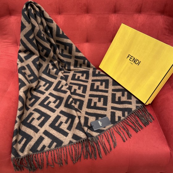 𝐅𝐞𝐧𝐝𝐢 Double-sided Cashmere Scarf with Big Tassel and Big Logo 100% Cashmere