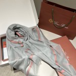 𝐋𝐨𝐫𝐨 𝐩𝐢𝐚𝐧𝐚 Ring Fleece Scarf "Forest" Linen Blue 100% Cashmere