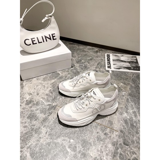 【Valentino】𝟐𝟎𝟐𝟏/𝐒𝐒 𝐧𝐞𝐰 Valentino 2022 ss spring-summer collection of new old man shoes