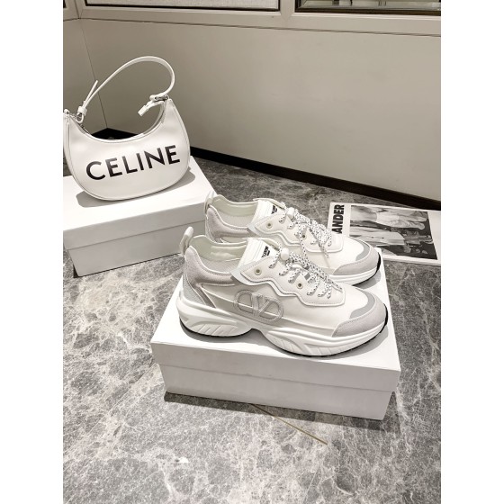 【Valentino】𝟐𝟎𝟐𝟏/𝐒𝐒 𝐧𝐞𝐰 Valentino 2022 ss spring-summer collection of new old man shoes