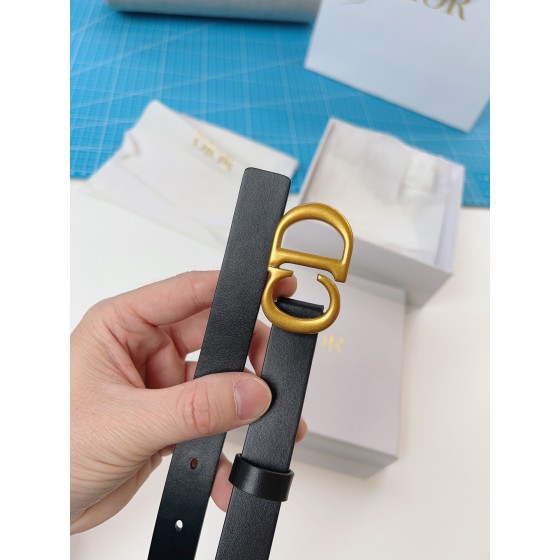 "DIOR" belt