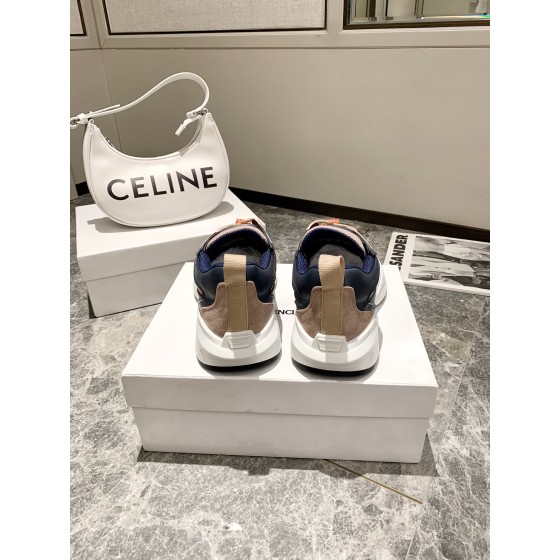 【Valentino】𝟐𝟎𝟐𝟏/𝐒𝐒 𝐧𝐞𝐰 Valentino 2022 ss spring-summer collection of new old man shoes