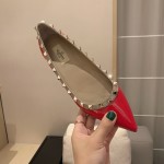 【Valentino】𝟐𝟎𝟐𝟏/𝐒𝐒 𝐧𝐞𝐰 Valentino studded flat shoes top version OEM level exclusive models