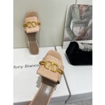 【Valentino】𝟐𝟎𝟐𝟏/𝐒𝐒 𝐧𝐞𝐰  Valentino 2022 / fw spring and summer new women's slippers