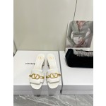 【Valentino】𝟐𝟎𝟐𝟏/𝐒𝐒 𝐧𝐞𝐰  Valentino 2022 / fw spring and summer new women's slippers