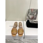【Valentino】𝟐𝟎𝟐𝟏/𝐒𝐒 𝐧𝐞𝐰  Valentino 2022 / fw spring and summer new women's slippers
