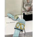 【Valentino】𝟐𝟎𝟐𝟏/𝐒𝐒 𝐧𝐞𝐰  Valentino 2022 / fw spring and summer new women's slippers