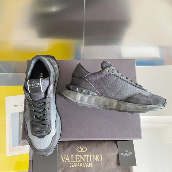 【Valentino】𝟐𝟎𝟐𝟏/𝐒𝐒 𝐧𝐞𝐰  Valentino new NETRUNNER series casual air cushion sports shoes