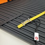 Reversible belt in Hermes Swift and perforated Epsom calfskin