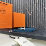 Reversible belt in Hermes Swift and perforated Epsom calfskin