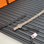 Reversible belt in Hermes Swift and perforated Epsom calfskin