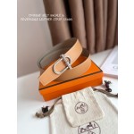 Hermes  ITHAQUE BELT BUCKLE & REVERSIBLE LEATHER STRAP