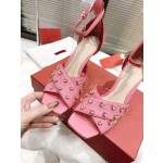 【Valentino】𝟐𝟎𝟐𝟏/𝐒𝐒 𝐧𝐞𝐰  Valentino fabric patent leather lining sheepskin sole cowhide