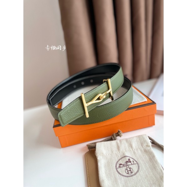 Hermes  JUMBO BELT BUCKLE & REVERSIBLE LEATHER STRAP