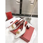 【Valentino】𝟐𝟎𝟐𝟏/𝐒𝐒 𝐧𝐞𝐰  Valentino fabric patent leather lining sheepskin sole cowhide