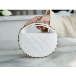 𝗖𝗛𝗔𝗡𝗘𝗟✦ 🔅23C Hula Hoop Clutch Bag White