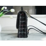 𝗖𝗛𝗔𝗡𝗘𝗟✦ Woven in tweed 𝟮𝟮k Premium Handmade Workshop Black Tweed Shoulder Bag 🖤🤍