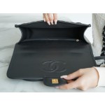 𝗖𝗛𝗔𝗡𝗘𝗟✦ France 🇫🇷 original [HAAS] fine grain calfskin 🐂𝟮𝟮𝟮k Premium Handmade Workshop Caviar Shoulder Bag