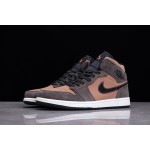 Air Jordan 1 Mid earthy brown