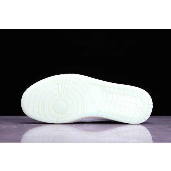 Air Jordanaj1 AJ1 Barbell Luminous Colourway