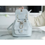 𝗖𝗛𝗔𝗘𝗡𝗟✦Italy 🇮🇹 original lambskin🐑 𝟮𝟮𝗔New 𝐃𝐮𝐦𝐚 shoulder bag sheepskin light blue➿