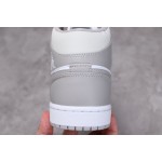 Air Jordan 1 Mid Wit Grijs