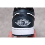 Air Jordan 1 Low marineblauw en wit