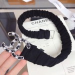 𝗖𝗛𝗔𝗡𝗘𝗟 Classic pearl lambskin elasticated waistband