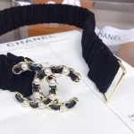 𝗖𝗛𝗔𝗡𝗘𝗟 Classic pearl lambskin elasticated waistband