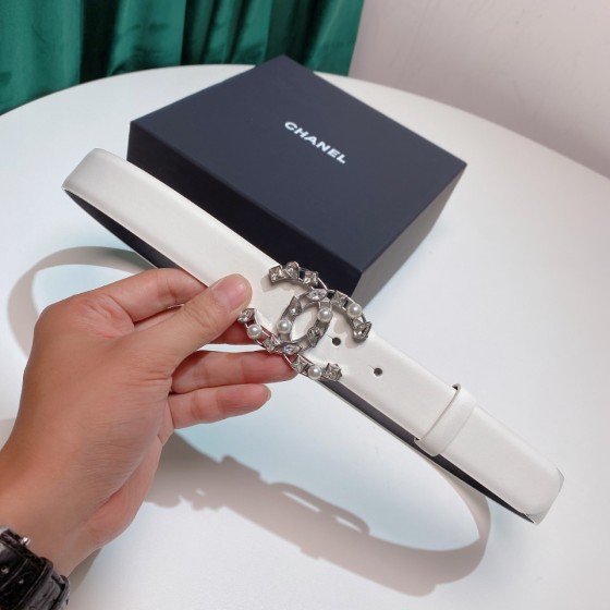 𝗖𝗛𝗔𝗡𝗘𝗟 Belt Calfskin & Heavy Metal