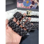 𝗖𝗛𝗔𝗡𝗘𝗟 classic lambskin elasticated waistband