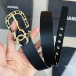 𝗖𝗛𝗔𝗡𝗘𝗟 Classic denim blue belt