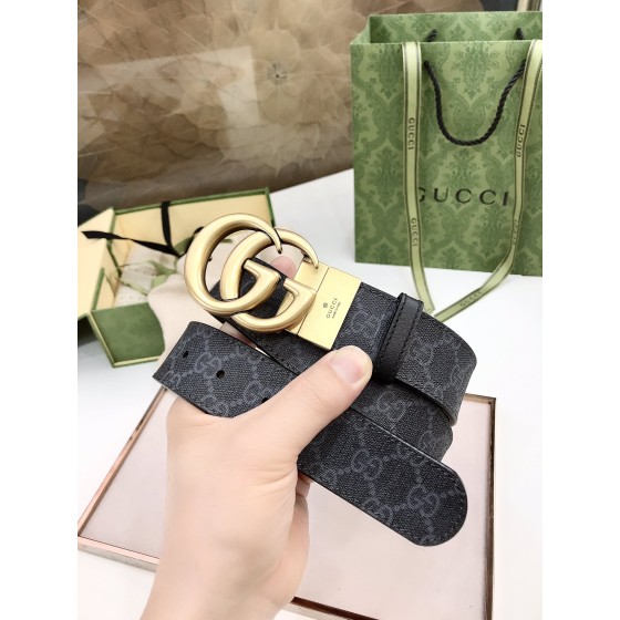 GUCCI Supreme canvas