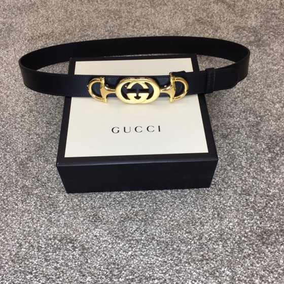 GUCCI imported calfskin with interlocking G horsebit