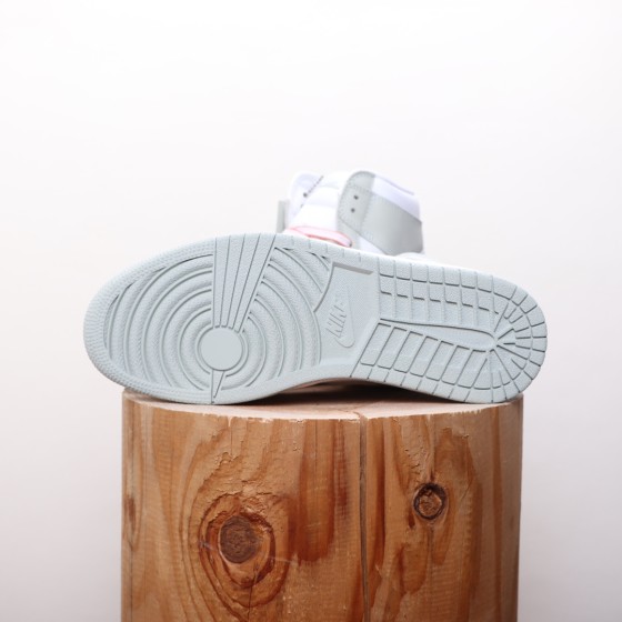 Air Jordan 1 Sea Foam Green