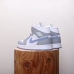 Air Jordan 1 Mid Wolf Grey