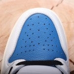 Air Jordan 1 Mid Lightning Barb