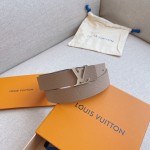 LOUIS VUITTO Parnassea Leather Goods Collection