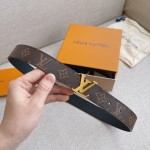 LOUIS VUITTO classic double-sided design