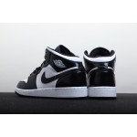 Air Jordan 1 Mid Black and White Panda