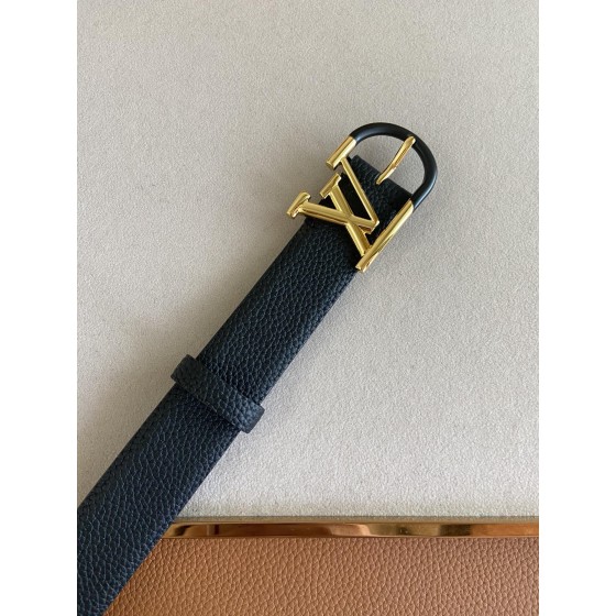 LOUIS VUITTO Essential 3.0cm Belt