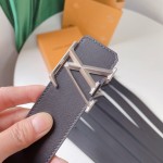 Reversible plain belt