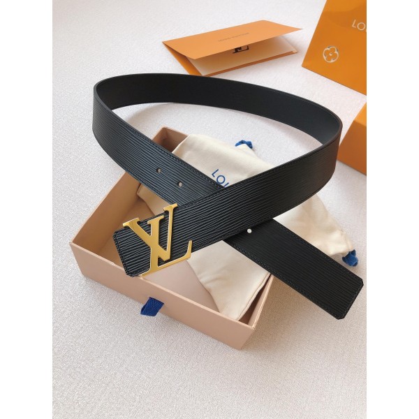LOUIS VUITTO initials belt