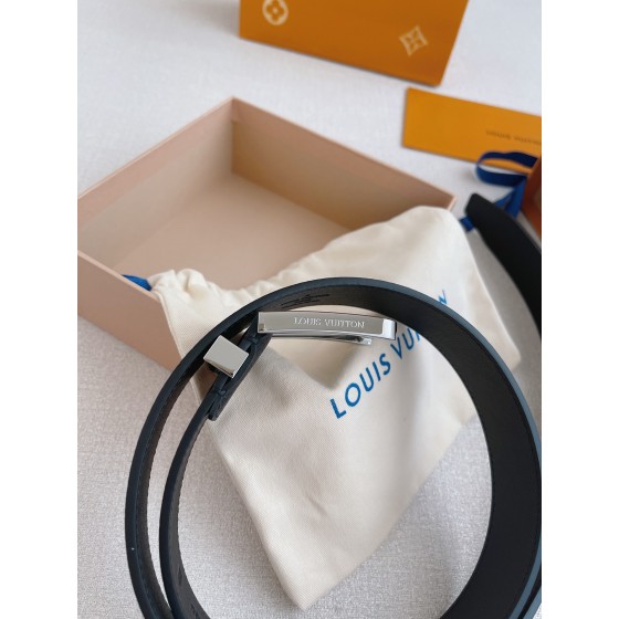 LOUIS VUITTO Taurillon calfskin waist